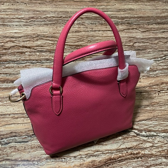 Coach - Picture 7 of 9